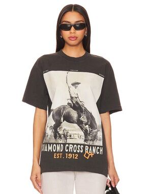 Diamond Cross Ranch Saddle Tee in Black